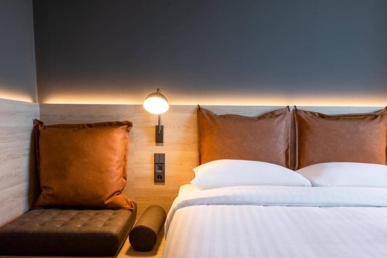 Moxy Dortmund City Extérieur photo