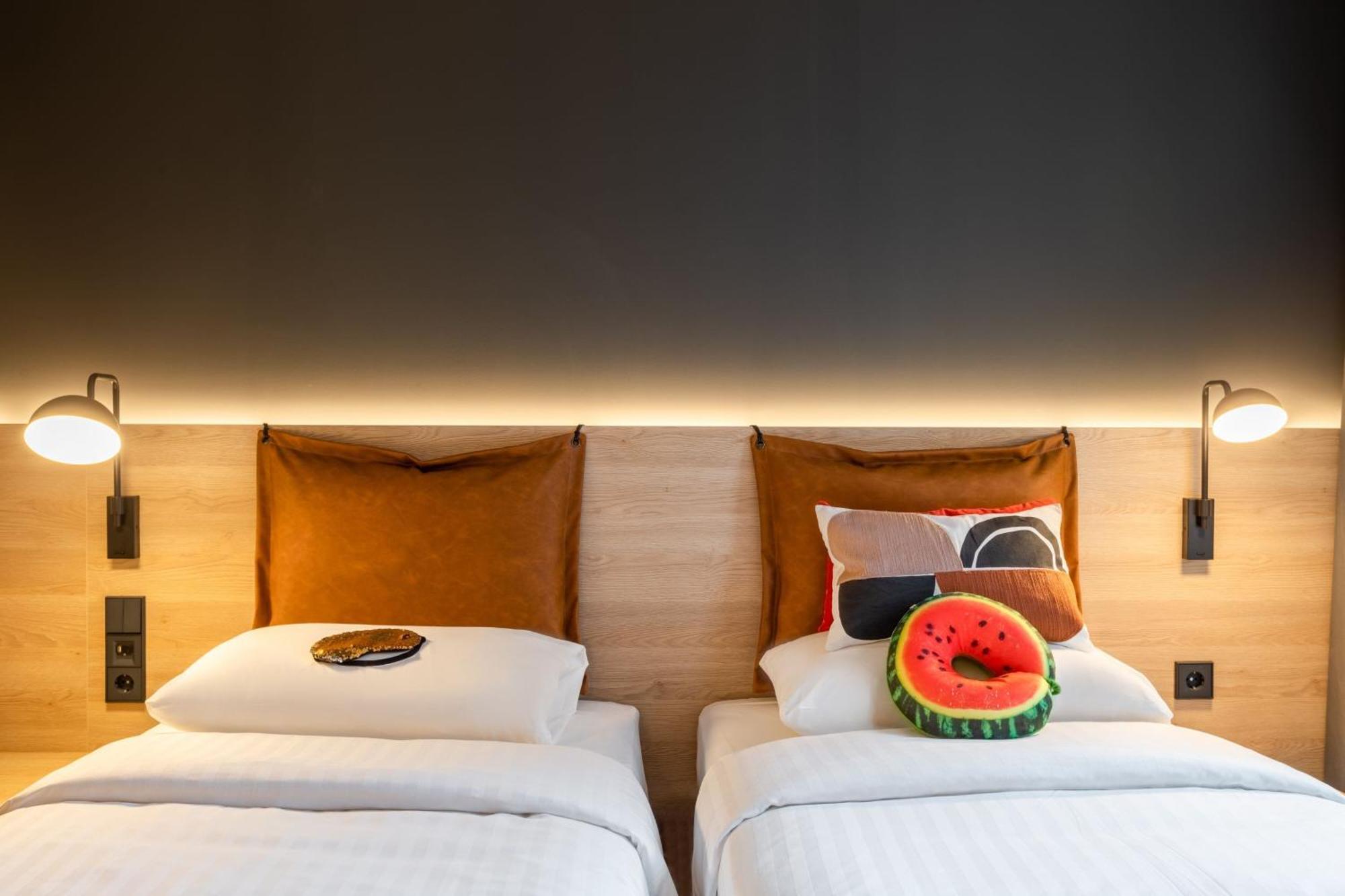 Moxy Dortmund City Extérieur photo